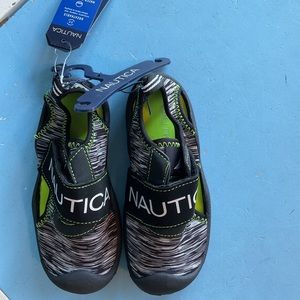 NWT!!! Nautica toddler boy water shoes